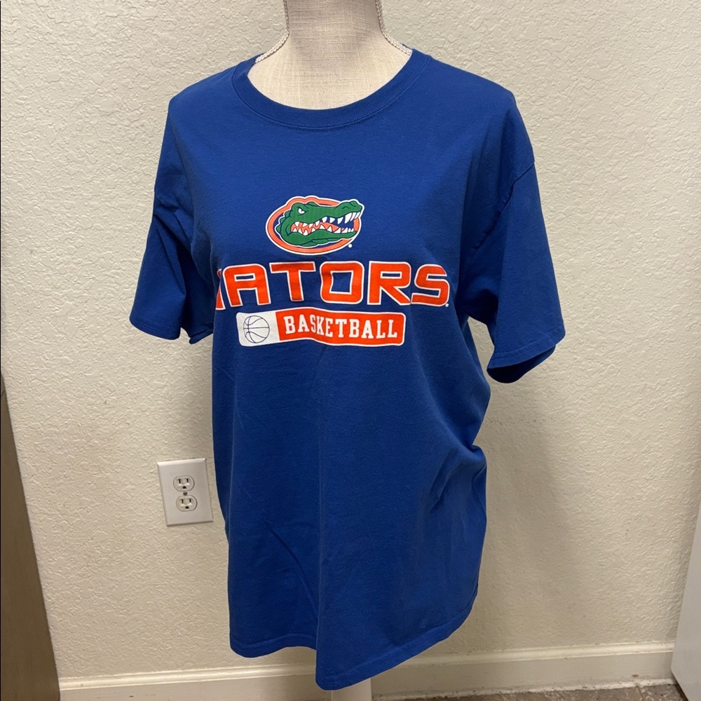 Florida Gators Basketball T-Shirt Size Large